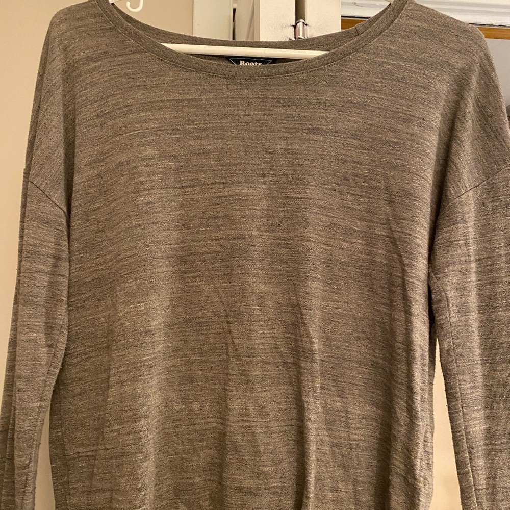 Roots shirt